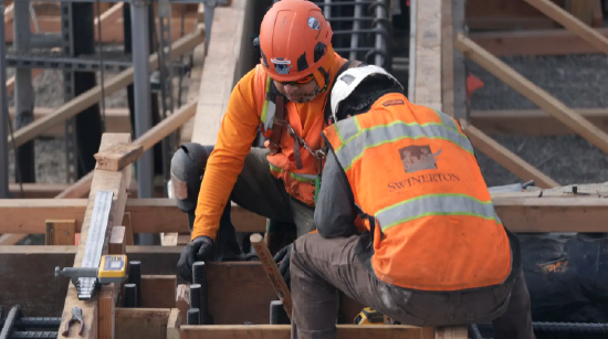 融合配资 纽约联储调查显示，工人寻找新工作的信心创历史新低